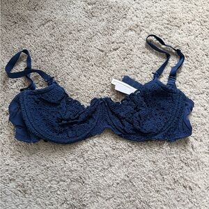 Victoria's Secret Navy Lace Bra